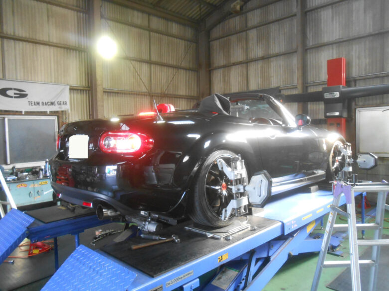 NCEC　ロードスター　四輪アライメント