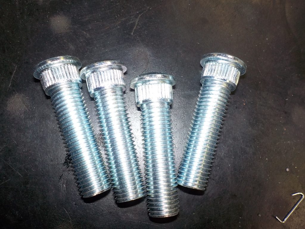 コペンセロ　ハブボルト交換