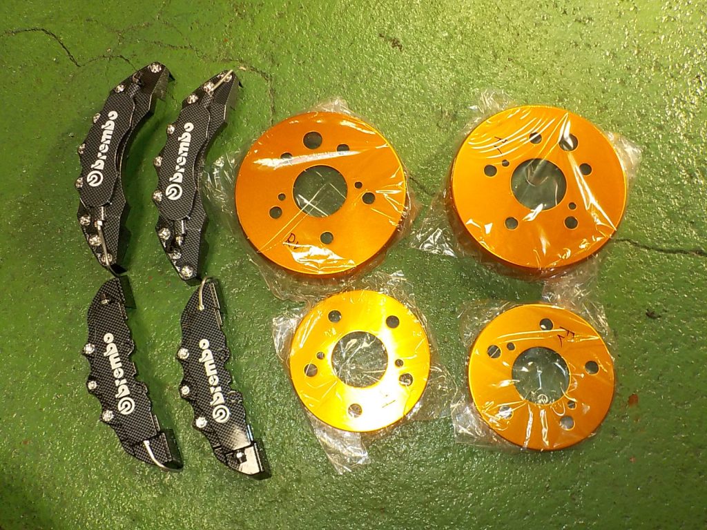 クラウン　キャリパーカバーとローターカバー取付