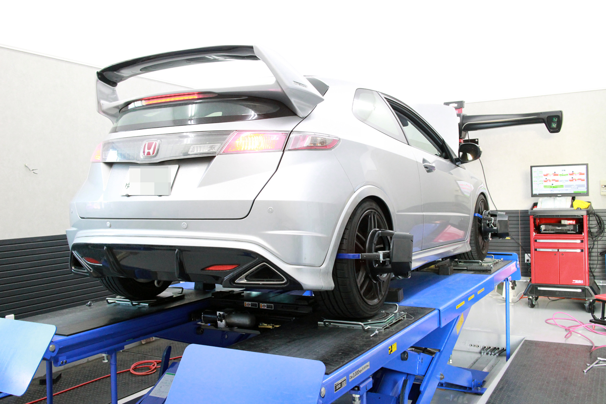 シビック FN2の四輪アライメント