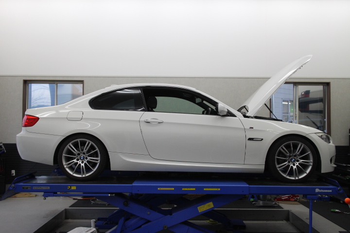 BMW E92 車高調取り付け 四輪アライメント調整