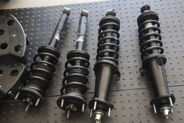 クラウン GRS200 サスペンション交換
