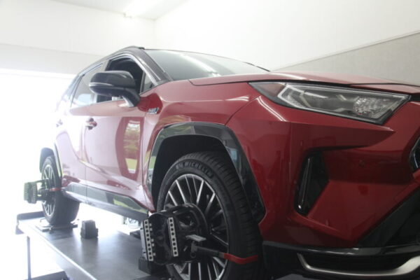 AXAP54 RAV4 四輪アライメント