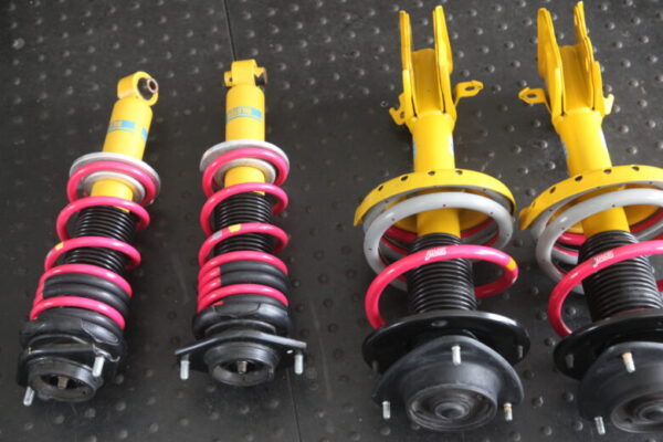 WRX VAG 純正サスペンション交換と四輪アライメント