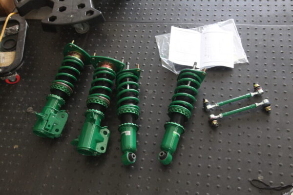 XBEE MN71S KYB NEW SRショック取り付けと四輪アライメント