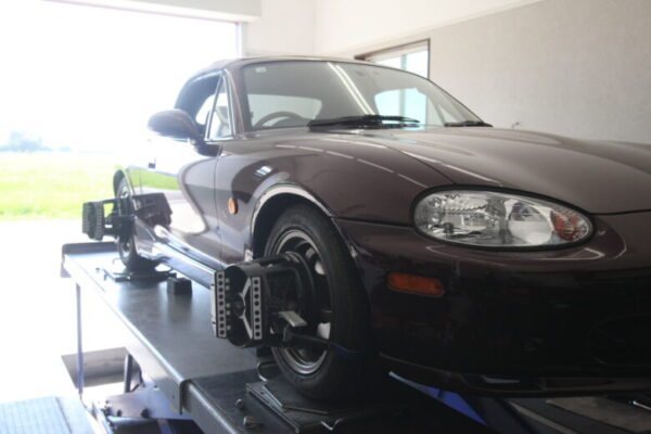 NB8C ロードスター 四輪アライメント