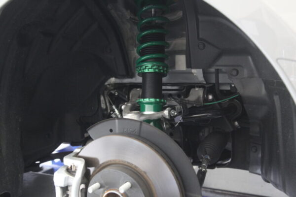 ロードスター ND5RC TEIN車高調取り付けと四輪アライメント