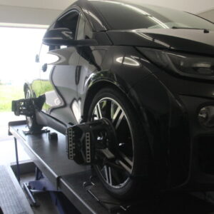 BMW i3 四輪アライメント