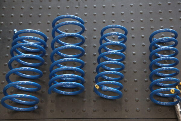 ハイゼットカーゴ S700V エスペリアダウンサス取り付けと四輪アライメント