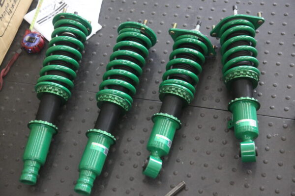 オデッセイ RB1 TEIN FLEXZ取り付けと四輪アライメント