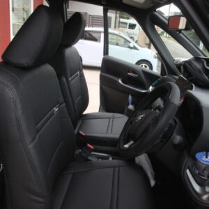 90系ノア  シートカバー取り付け