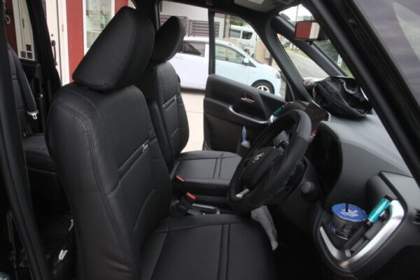 90系ノア  シートカバー取り付け