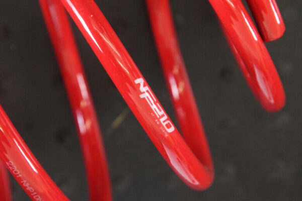 アクア NHP10 タナベ NF210取り付けと四輪アライメント