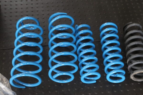 FJクルーザー アップスプリング取り付けと四輪アライメント