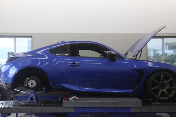 BRZ 1G締めと四輪アライメント