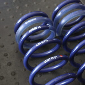 Audi A4 Avant 8W H&Rダウンサス取り付けと四輪アライメント