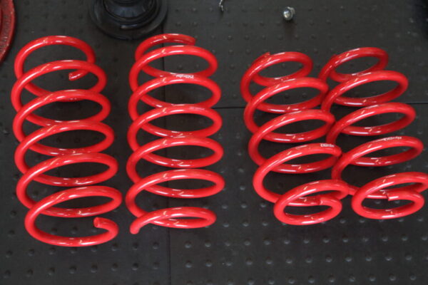 40系 アルファード タナベ NF210取り付けと四輪アライメント