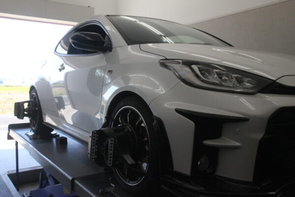 GRヤリス 四輪アライメント