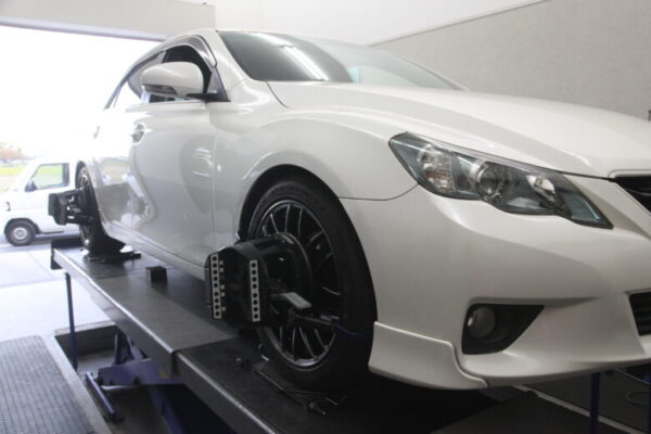 マークX GRX130 四輪アライメント