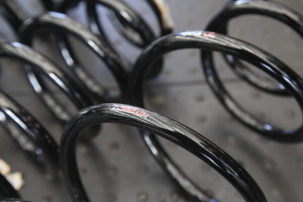 アルファード AYH30W RS-Rハーフダウンサス取り付けと四輪アライメント