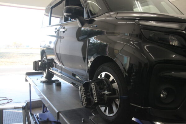 SOLIO 1G締めと四輪アライメント