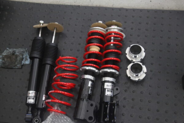 ラパン HE33S RS-R車高調取り付けと四輪アライメント