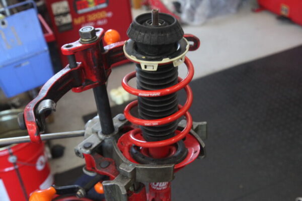 CR-Z ZF1 ショーワサスペンションキット取り付け