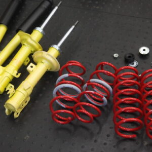 JF3 N-BOX KYBローファースポーツキットとタナベNF210