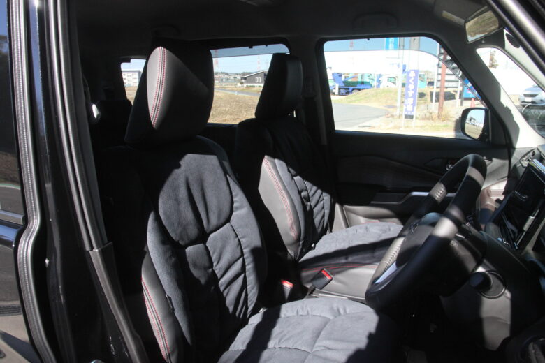 デリカ D2 シートカバー持ち込み取り付け