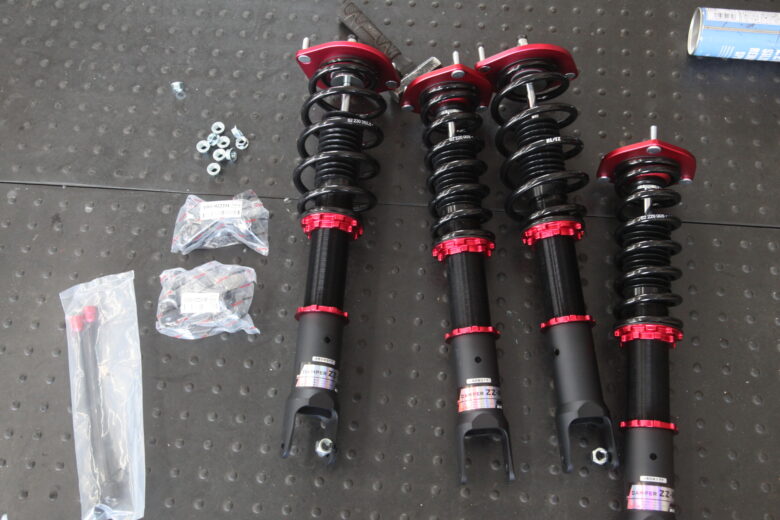 ロードスター ND5RE ブリッツ車高調取り付けと四輪アライメント