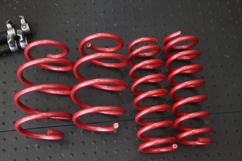 デリカ CV1W X-Fang Anti-roll Suspension ±0 取り付けと四輪アライメント