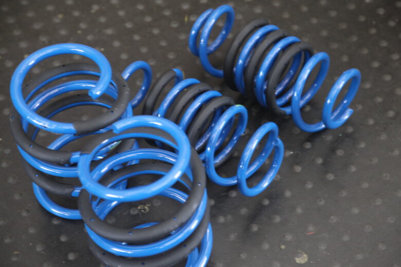 N-ONE JG3 SPOONプログレッシブスプリング取り付けと四輪アライメント