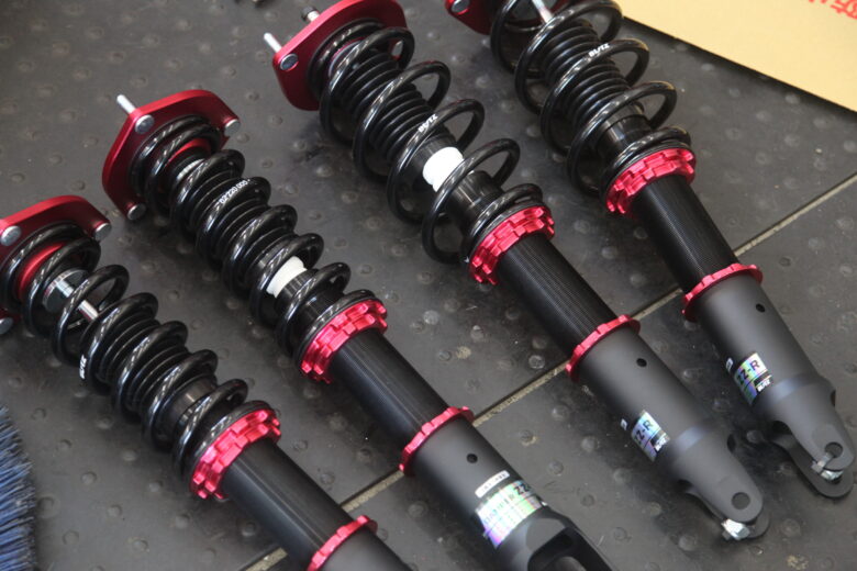 ロードスター ND5RE ブリッツ車高調取り付けと四輪アライメント