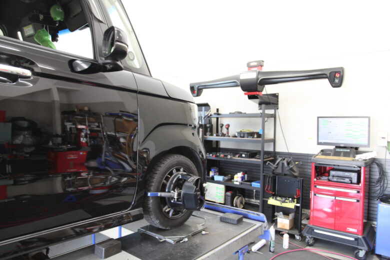 N-BOX JF3 四輪アライメント