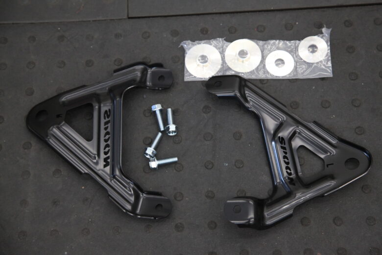 S660 SOONリジカラ、ステアリングステッフィープレート取り付け 1G締めと四輪アライメント