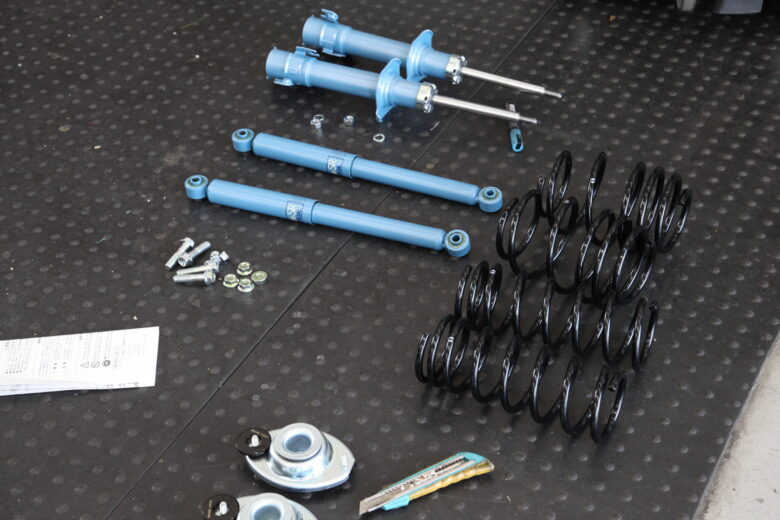 キャロル HB25 サスペンション交換と四輪アライメント