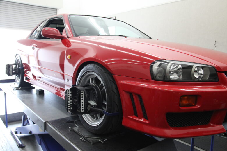 スカイライン ER34 四輪アライメント