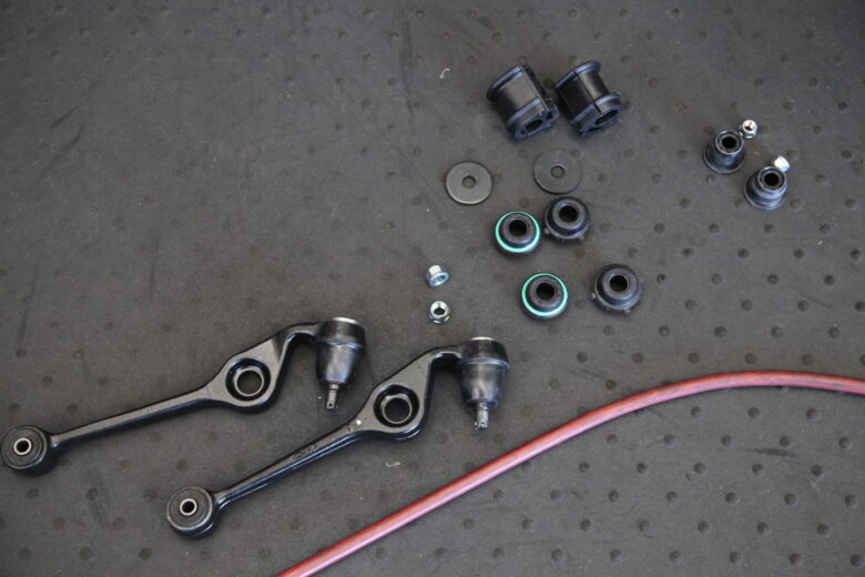 コペン L880K ロアアーム、タイロッドエンドブーツなど交換と四輪アライメント