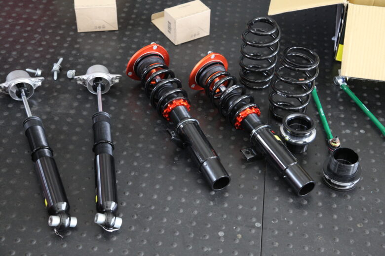 ゴルフ7 車高調取り付けと四輪アライメント