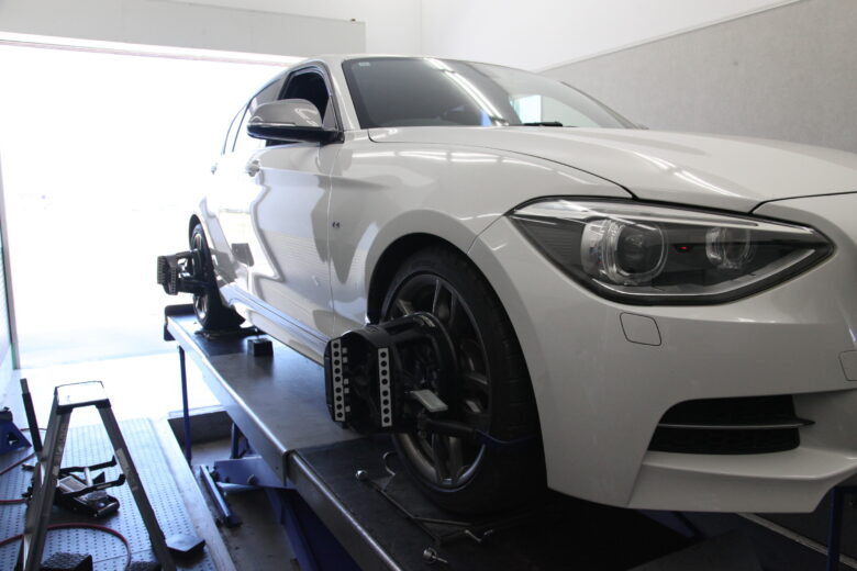 BMW F20型　m135i 四輪アライメント