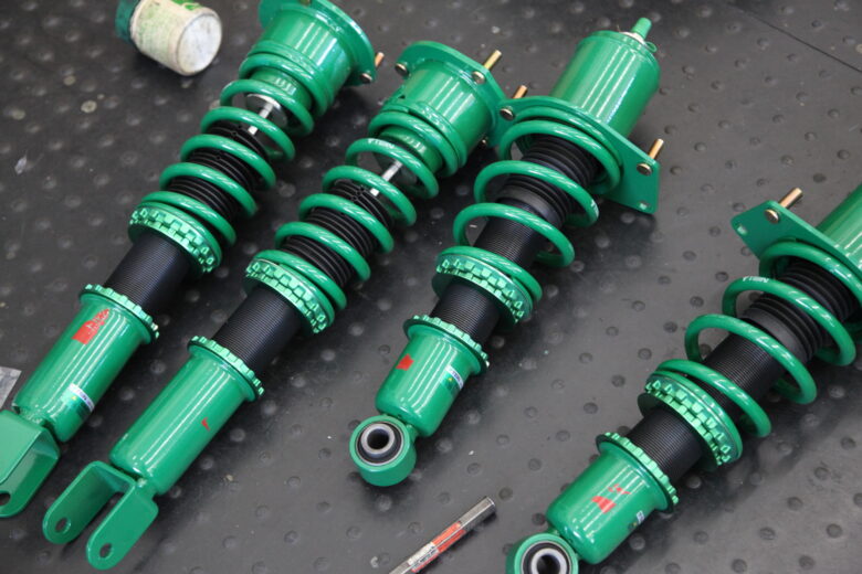 ロードスター NCEC TEIN車高調取り付けと四輪アライメント