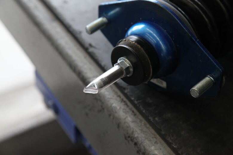 オデッセイ RB4 車高調整と減衰力調整 四輪アライメント