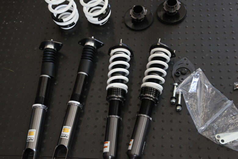 RZ34 HKS車高調取り付けと四輪アライメント