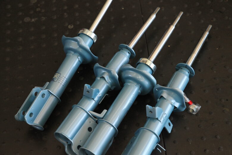 ステラ RN1 KYBNEW SRショック取り付けと四輪アライメント