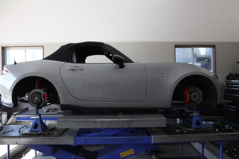 ロードスター ND5RE 1G締めと四輪アライメント