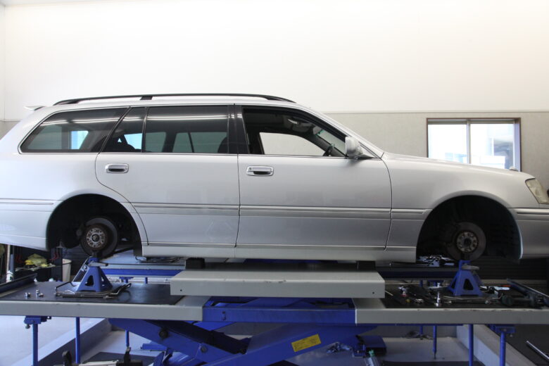 クラウンエステート JZS171W TEIN車高調整と1G締め 四輪アライメント
