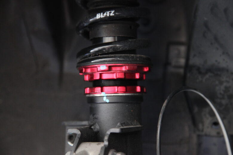 BRZ ZD8 車高調整と四輪アライメント