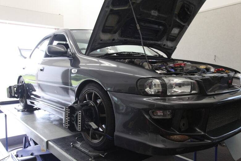GC8 インプレッサ 四輪アライメント