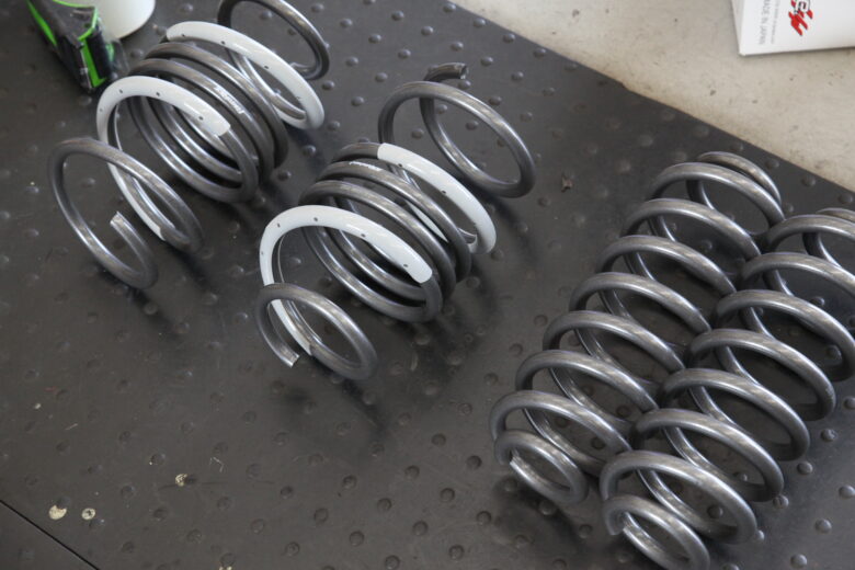 レクサス LBX MORIZO RR GAYA16 タナベ GT FUNTORIDE SPRING取り付け